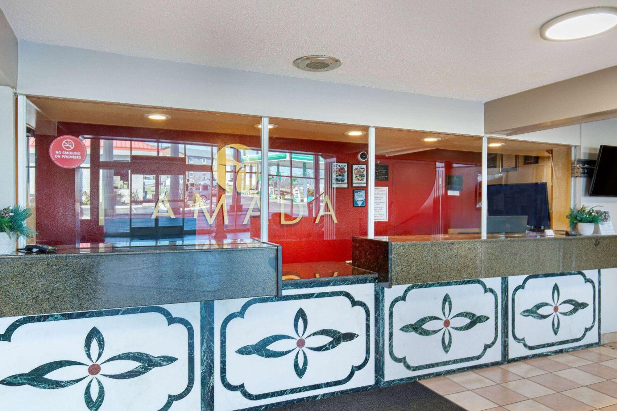 Ramada By Wyndham Μπόουλινγκ Γκριν Εξωτερικό φωτογραφία