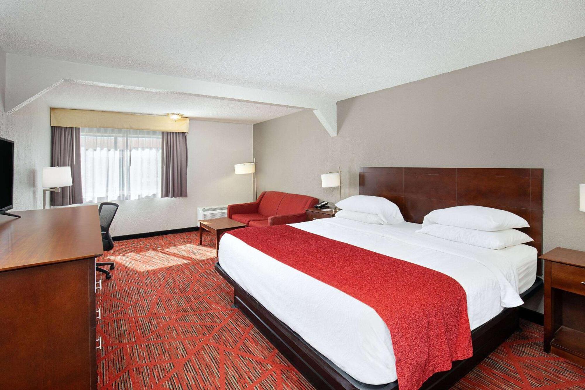 Ramada By Wyndham Μπόουλινγκ Γκριν Εξωτερικό φωτογραφία